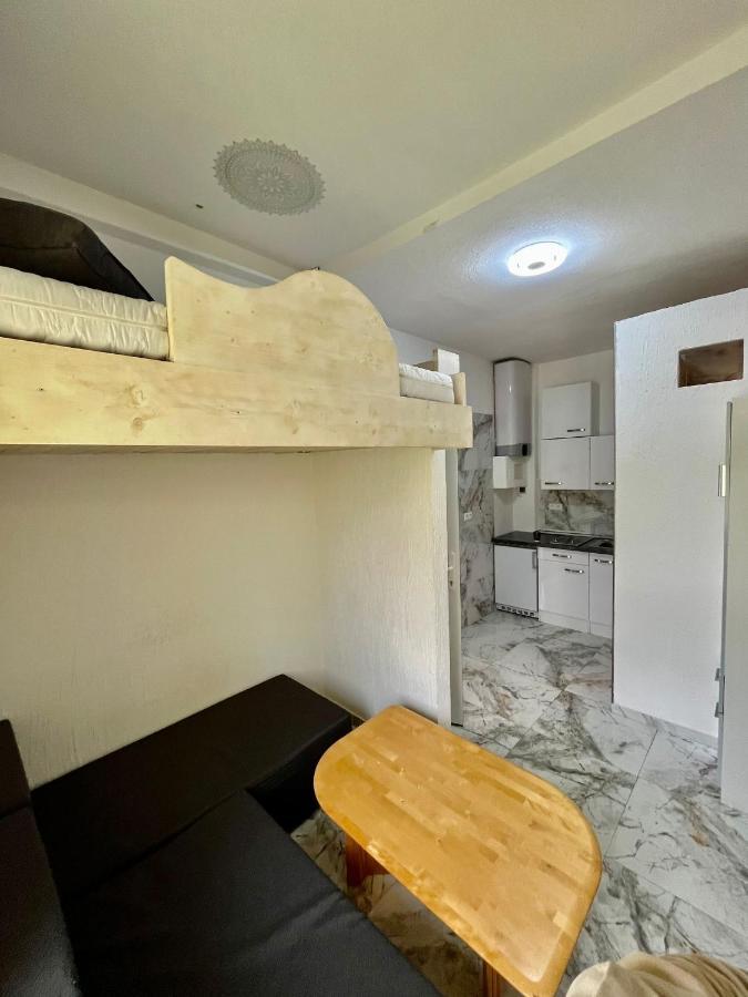 Zimmer Leoben Donawitz Naehe Voest Exterior foto